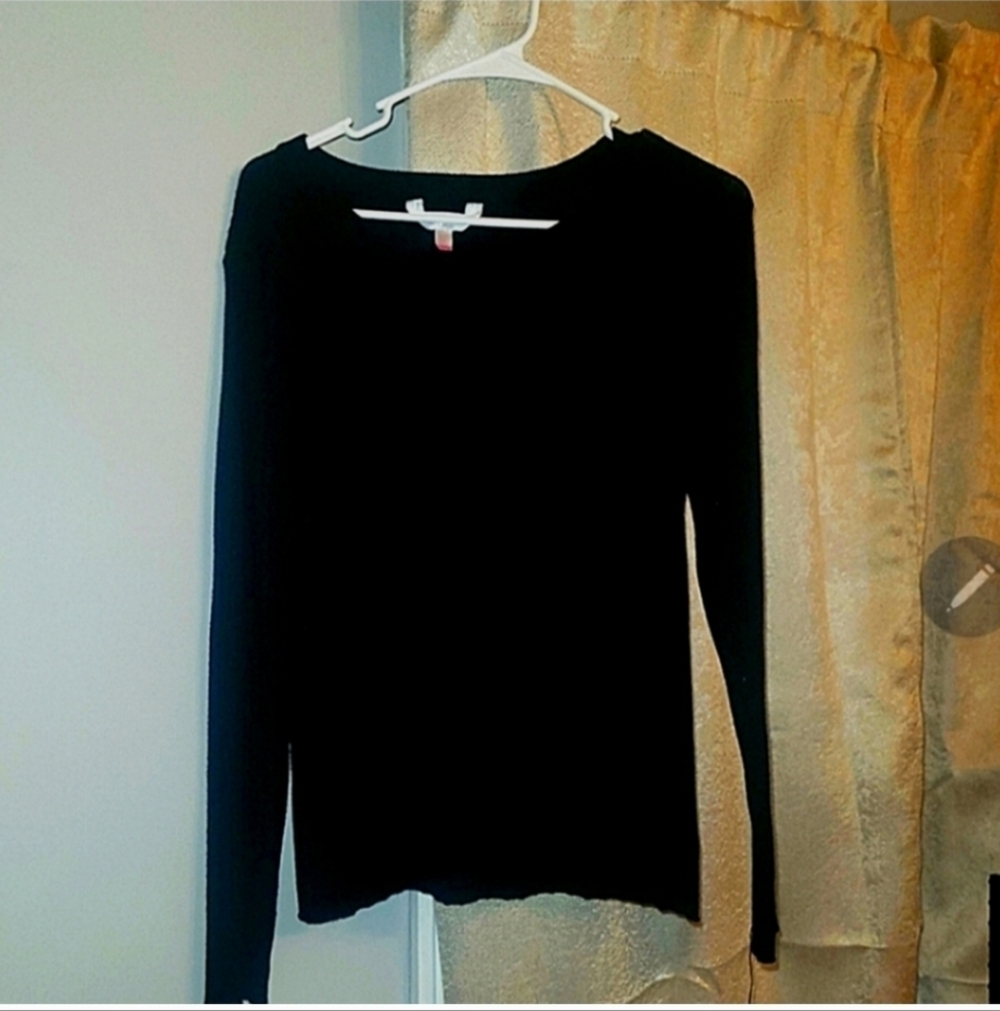 💋5/20 Nobo black sweater XL 15/17